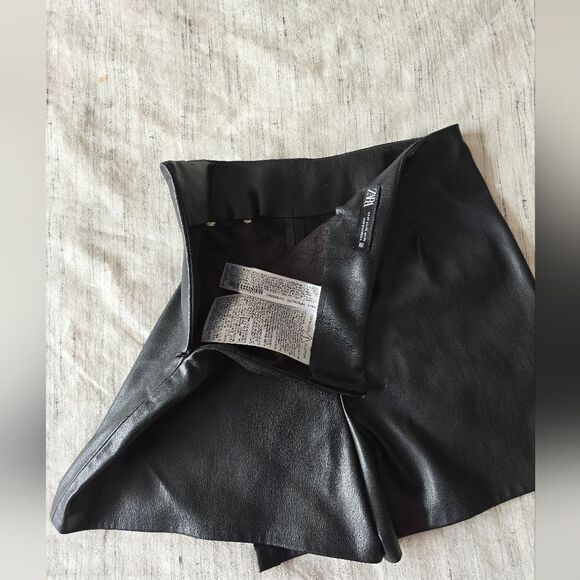 Zara Black Vegan Leather Mini Skort - Picture 5 of 5